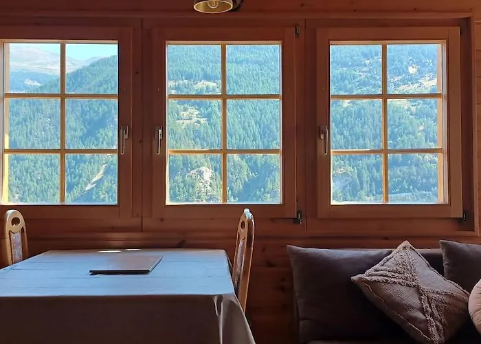 3 Pieces De Caractere Chalet *