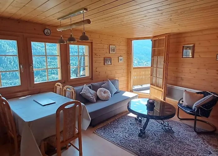 3 Pieces De Caractere *